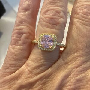 Ring size 7 Pink CZ in 18k gold